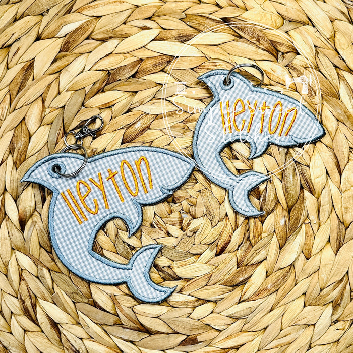 2352 - SHARK APPLIQUE - BAG TAG