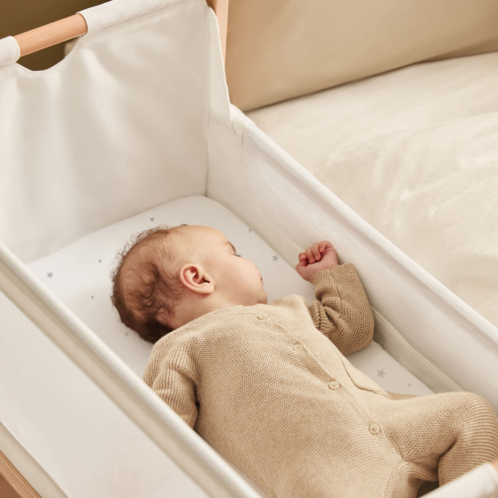 Snuz US Fitted Sheets Bassinet 2 Pack Fitted Sheets - White Star Bassinet 2 Pack Fitted Sheets - White Star