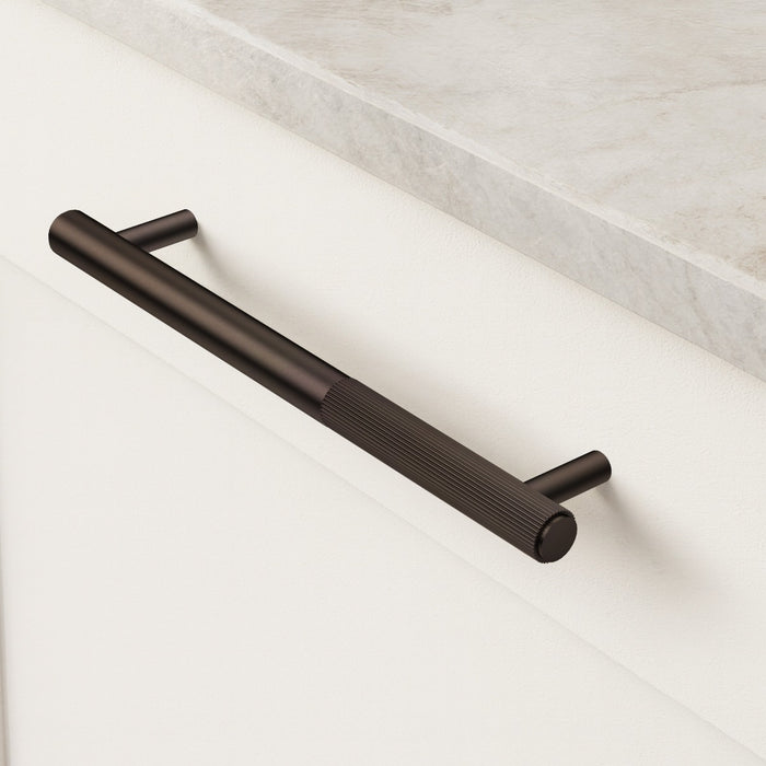 Bronze Brass Linear Cabinet Handle with Tip in Bronze – product view 4