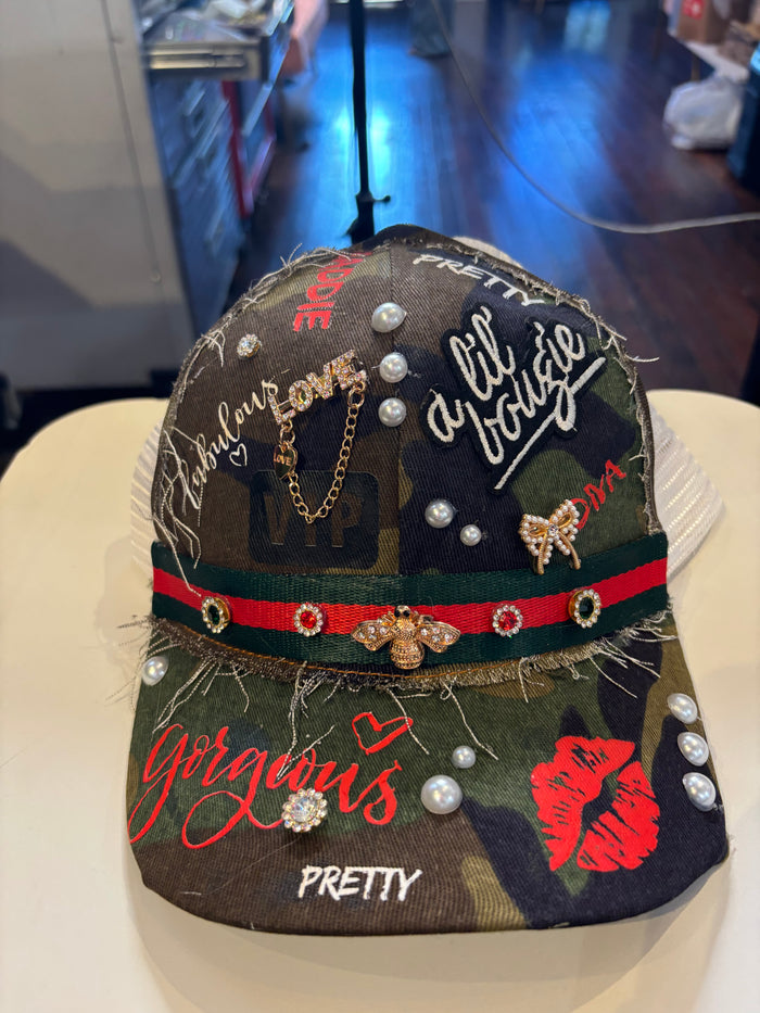 CAMOUFLAGE CAP