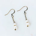 Edgy Petal - Earrings - Dainty Chain (Pearl) #PRL-54