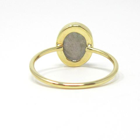 Yellow gold oval labradorite ringa