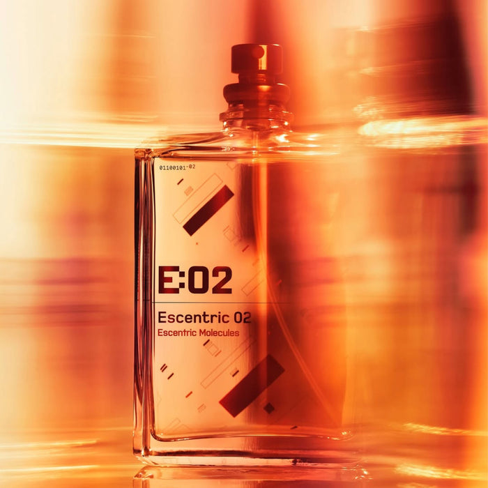 Escentric 02