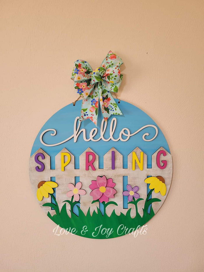 Hello Spring Fence Round
