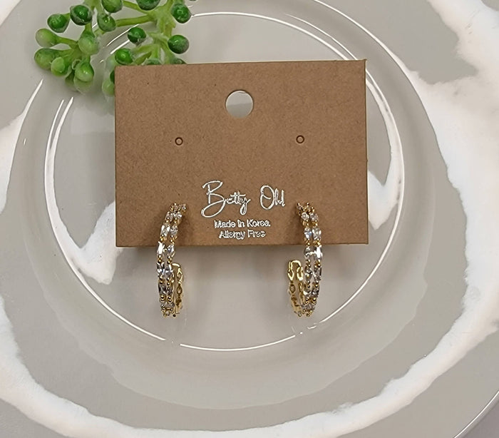 Medium Double Hoop Earrings - Posh West Boutique