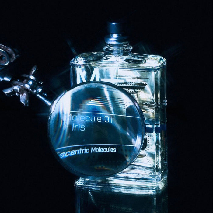 Molecule 01 + Iris