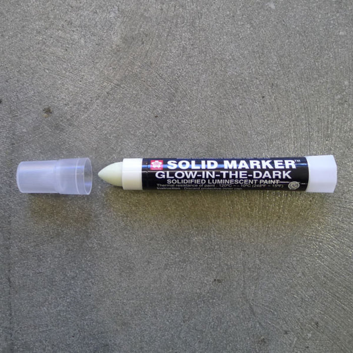 Sakura Solid XSC – Glow in the Dark