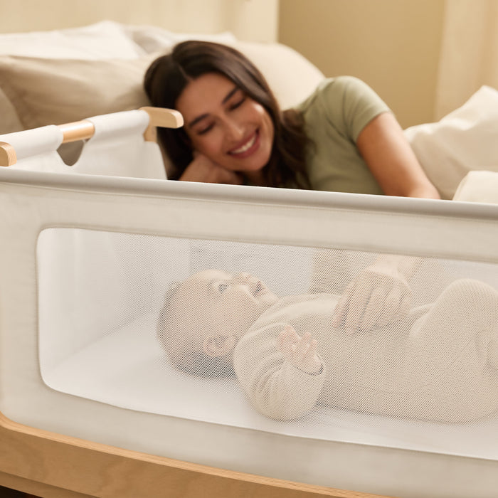 Snuz US SnuzPod5 Bedside Bassinet Natural SnuzPod5 Bedside Bassinet Natural