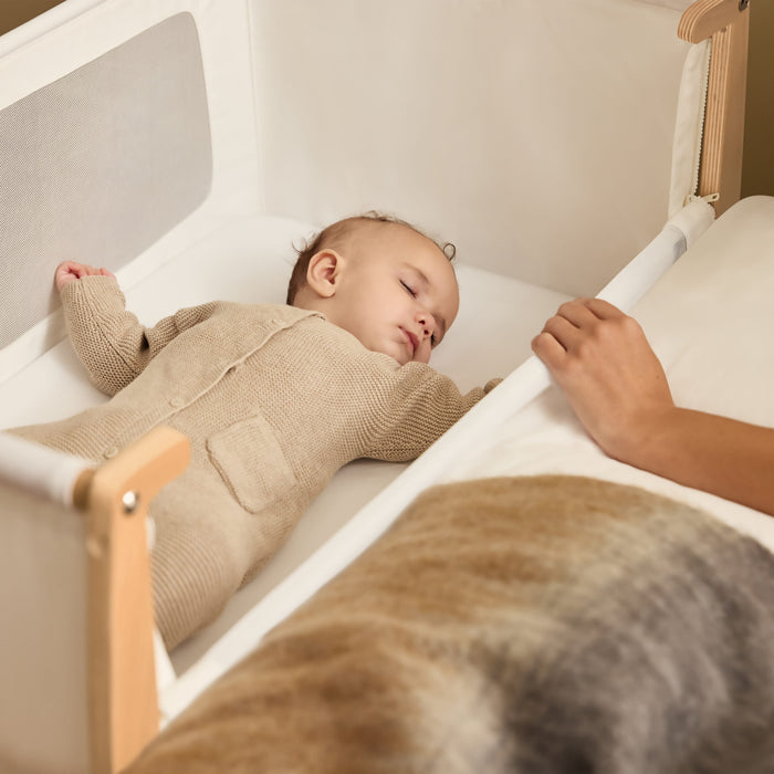 Snuz US SnuzPod5 Bedside Bassinet Natural SnuzPod5 Bedside Bassinet Natural
