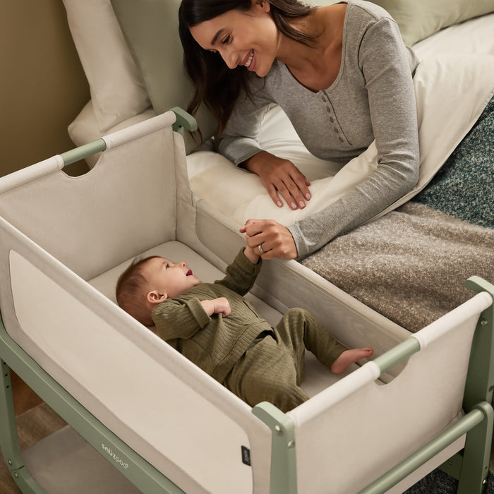 Snuz US SnuzPod5 Bedside Bassinet Sage SnuzPod5 Bedside Bassinet Sage