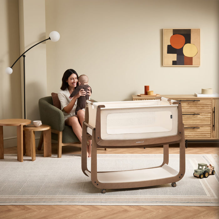 Snuz US SnuzPod5 Bedside Bassinet Walnut SnuzPod5 Bedside Bassinet Walnut