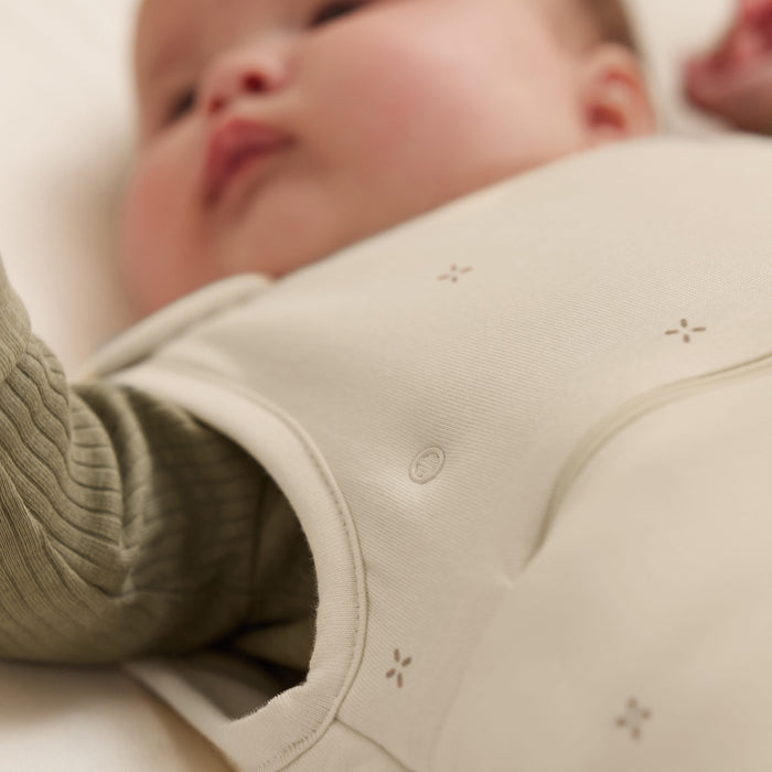 Snuz US Sleeping Bag SnuzPouch 0-6 months, 2.5 Tog Sleeping Bag - Cashmere Cross SnuzPouch 0-6 months, 2.5 Tog Sleeping Bag - Cashmere Cross