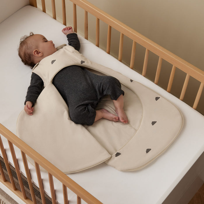 Snuz US Sleeping Bag SnuzPouch 0-6 months, 2.5 Tog Sleeping Bag - Sand Cloud SnuzPouch 0-6 months, 2.5 Tog Sleeping Bag - Sand Cloud