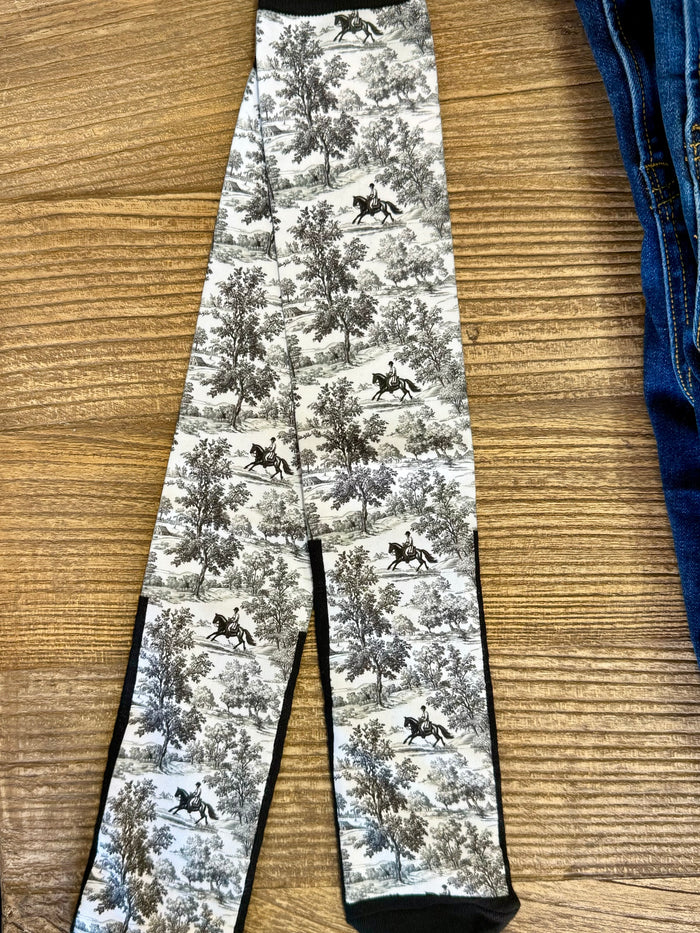 Toile trouser socks featuring a long horse-and-rider print panel in dark and cream