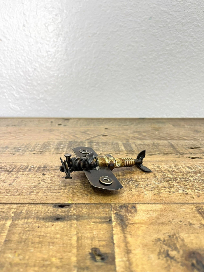 WW II Plane Sparkplug Art